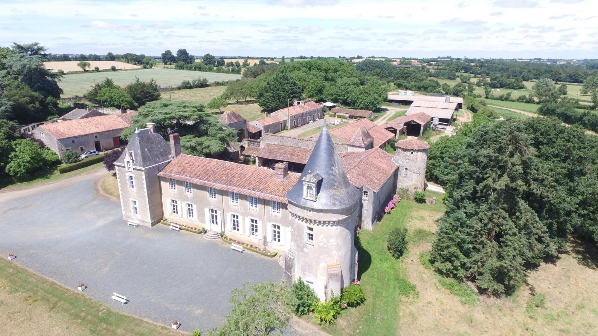 シャントネー Manoir De Ponsayヴィラ エクステリア 写真